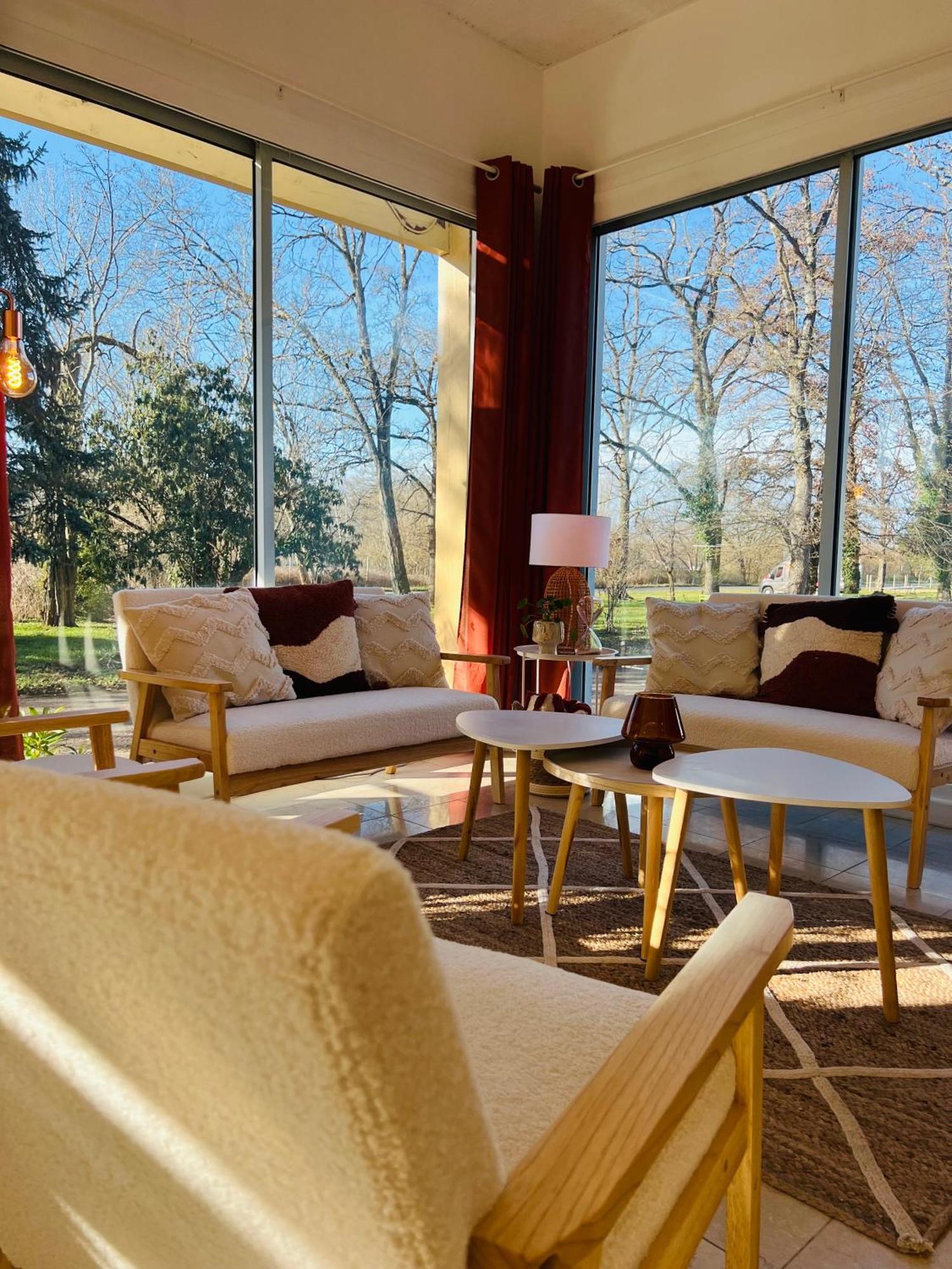 Motel Les Broussailles Mesves-sur-Loire Eksteriør bilde