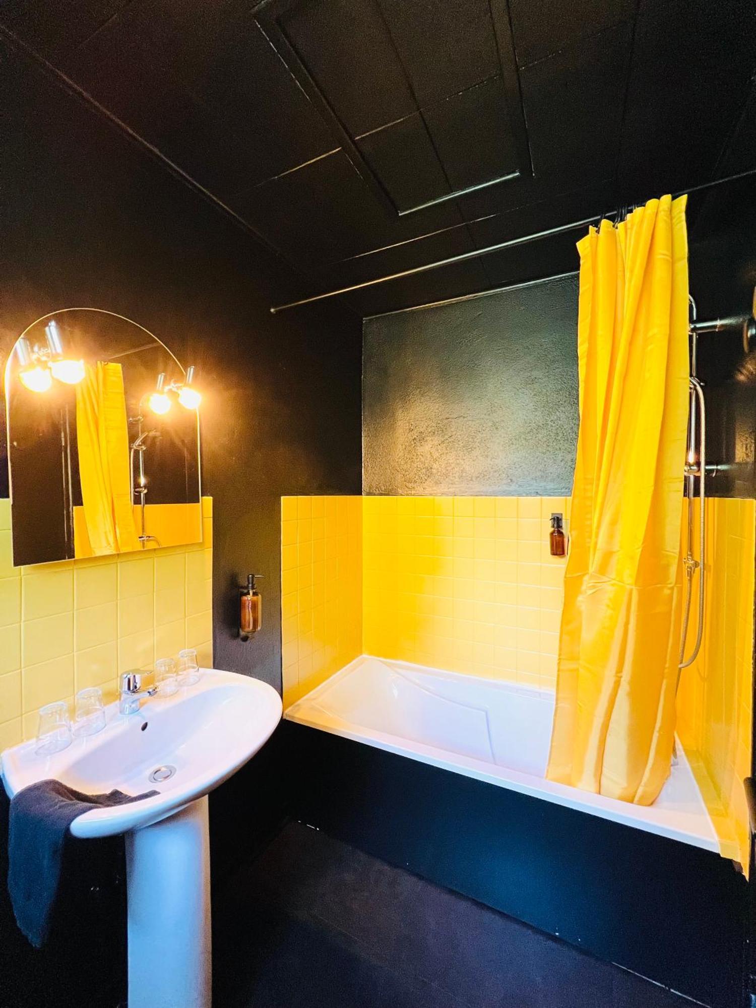 Motel Les Broussailles Mesves-sur-Loire Eksteriør bilde