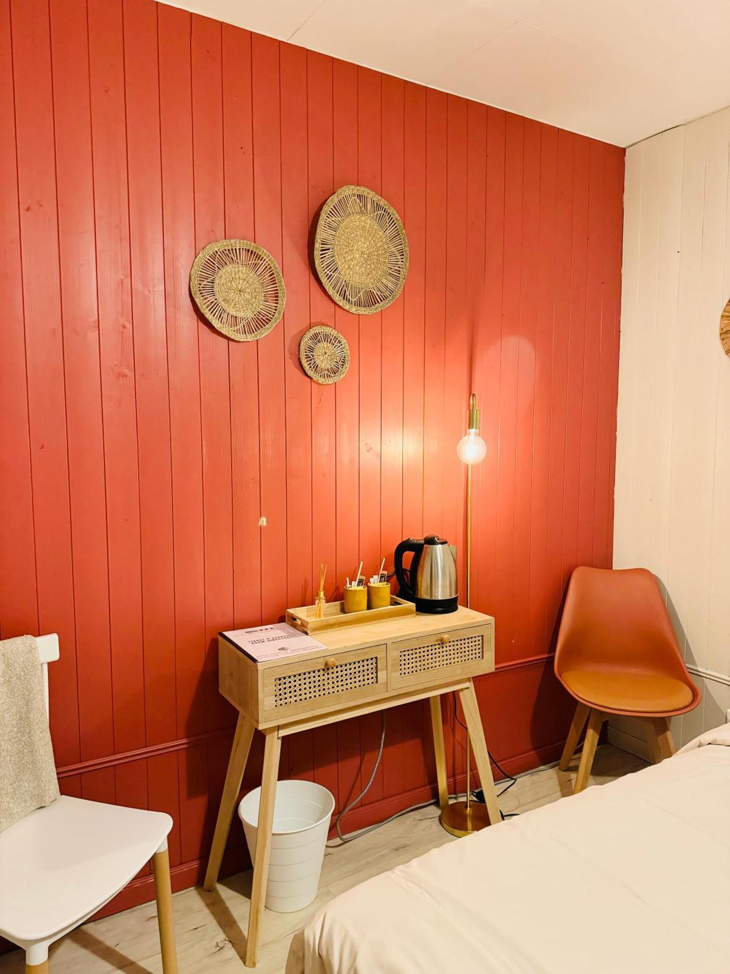 Motel Les Broussailles Mesves-sur-Loire Eksteriør bilde